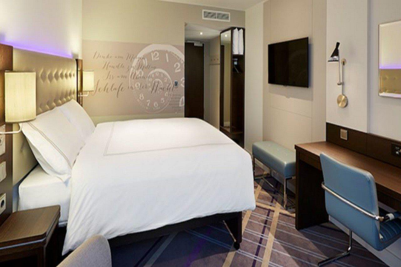 Premier Inn Stuttgart City Europaviertel Estugarda Exterior foto