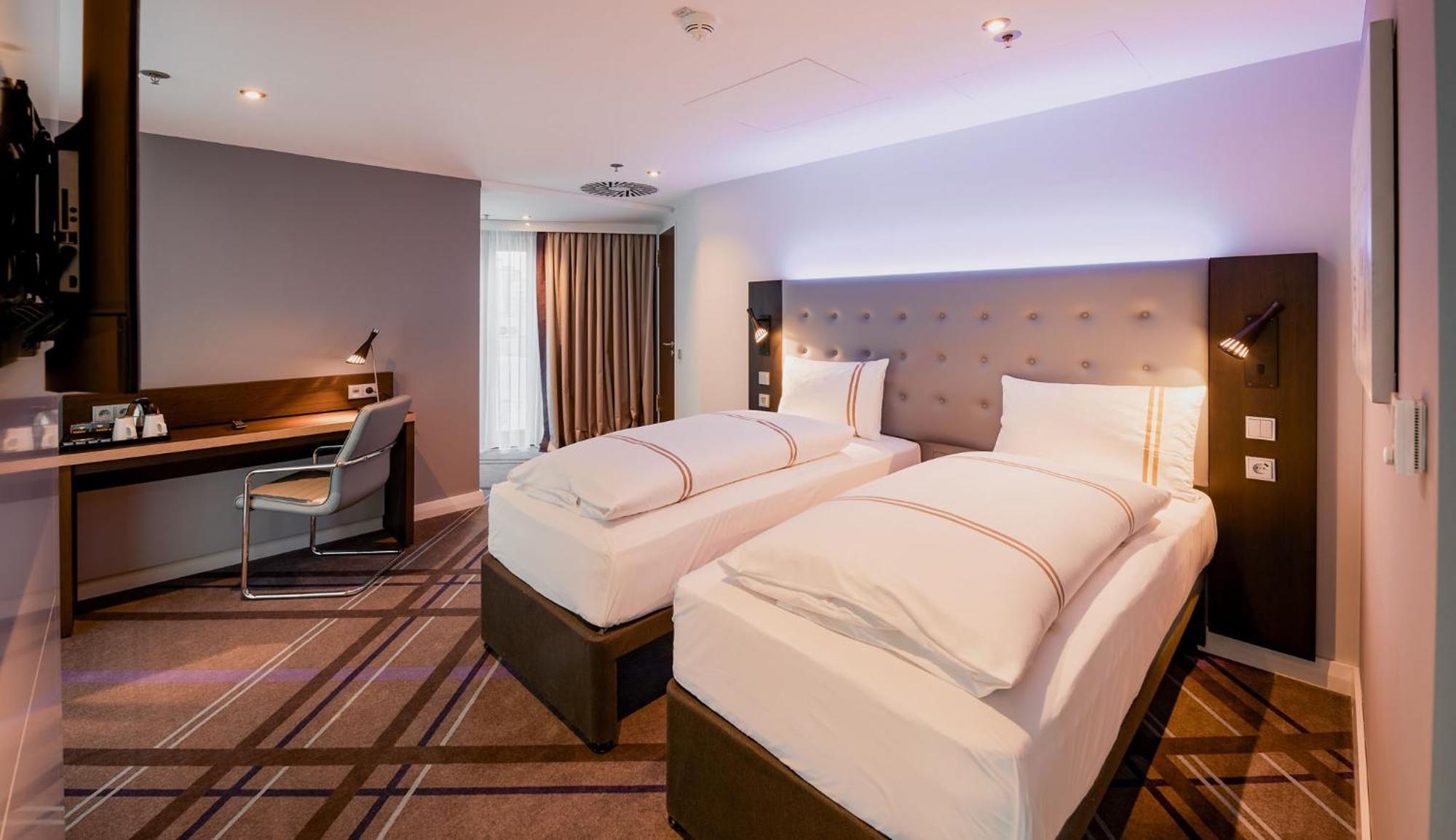Premier Inn Stuttgart City Europaviertel Estugarda Exterior foto